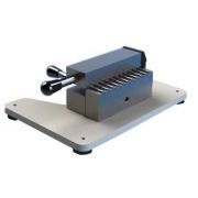 Приспособление 3307 для приклеивания липкой ленты к гофрированному образцу